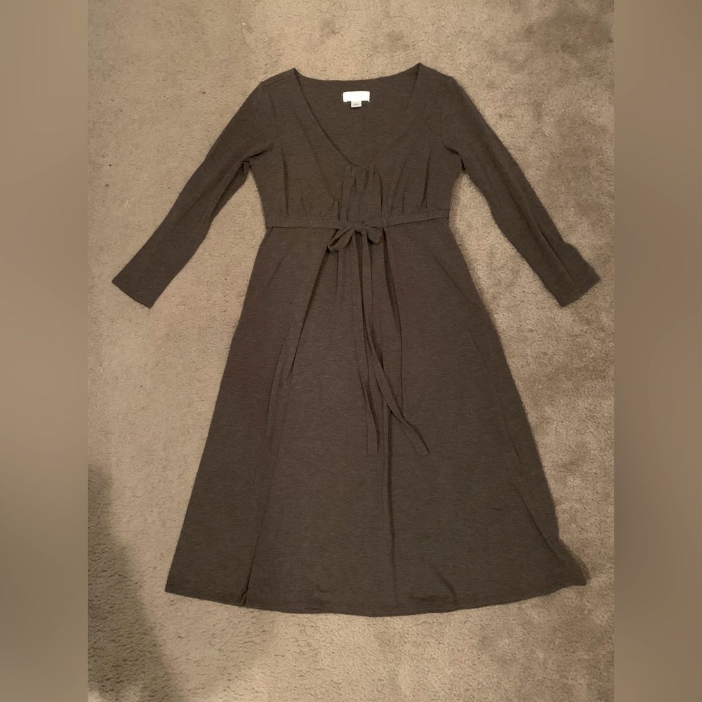 Women’s LOFT grayish brown dress size 2/P